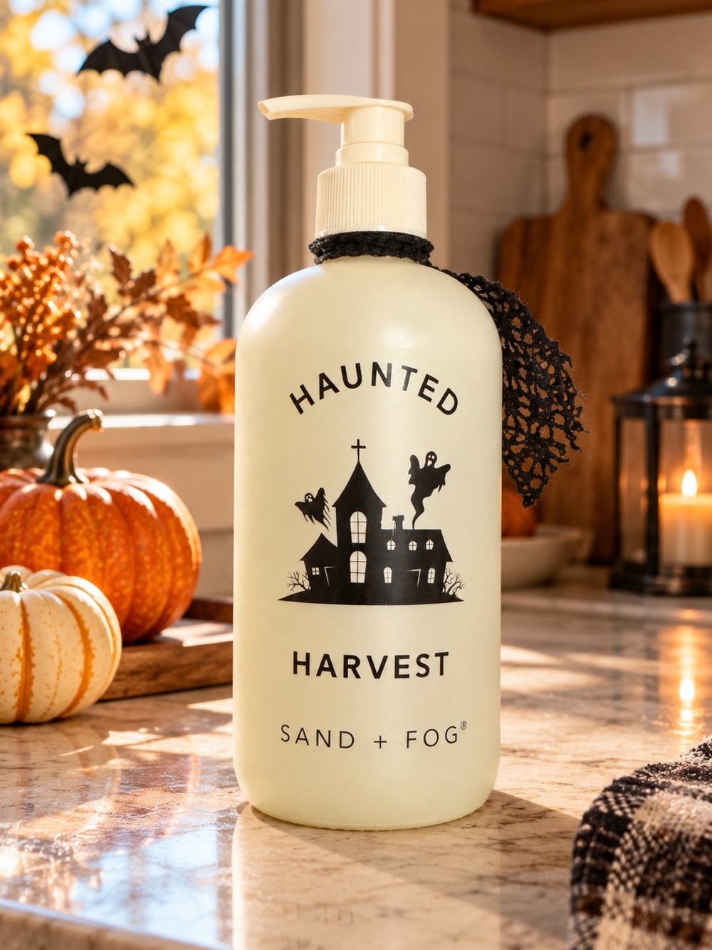 Sand + Fog Haunted Harvest Hand Soap – Halloween Ghost Pump Bottle